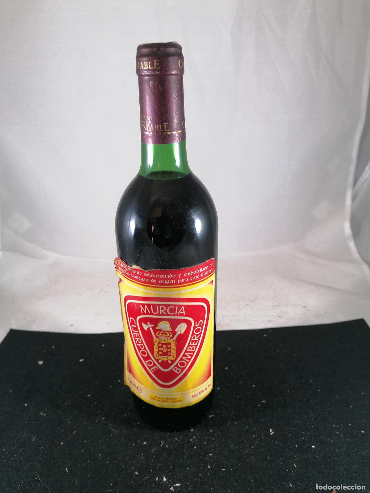 Sammlung von Weinen und Lik&ouml;ren: BOTELLA VINO TINTO DE MESA CUERPO DE BOMBEROS MURCIA CONDESTABLE JUMILLA