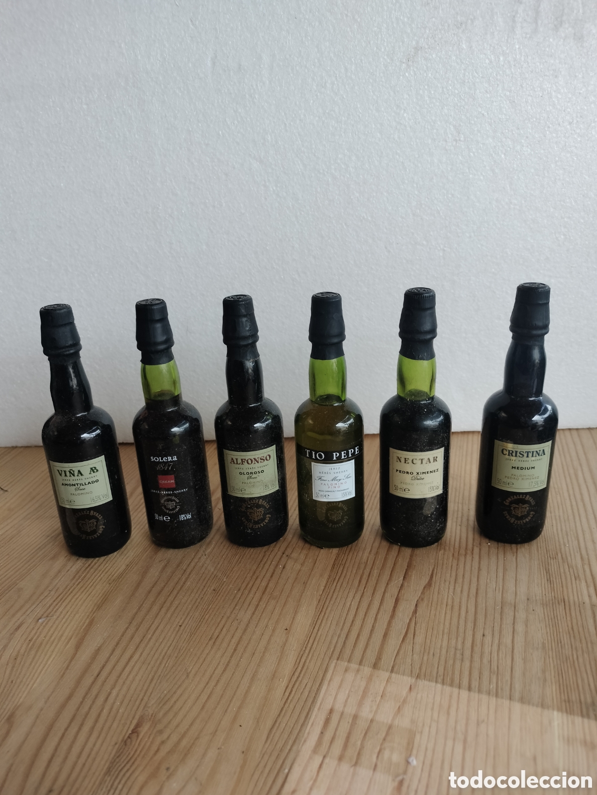 Coleccionismo de vinos y licores: Botellines colecci&oacute;n - Foto 1