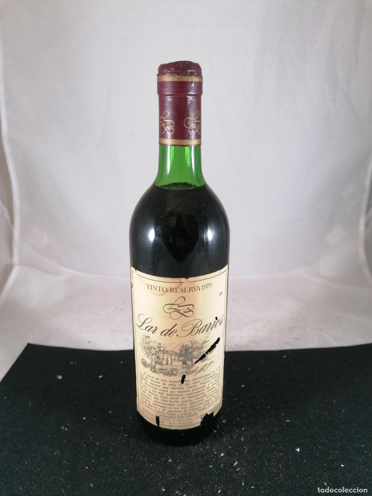 Sammlung von Weinen und Lik&ouml;ren: BOTELLA VINO TINTO RESERVA 1979 LAR DE BARROS CEVISUR ALMENDRALEJO
