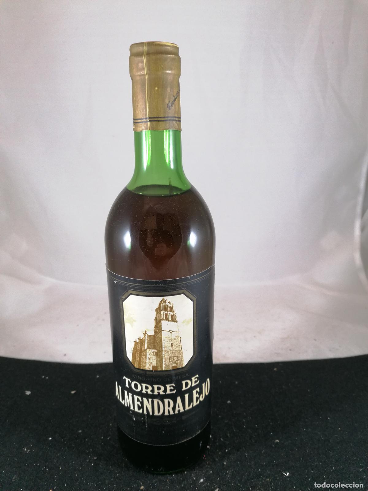 Sammlung von Weinen und Lik&ouml;ren: BOTELLA VINO FINO DE MESA TORRE DE ALMENDRALEJO CEVISUR