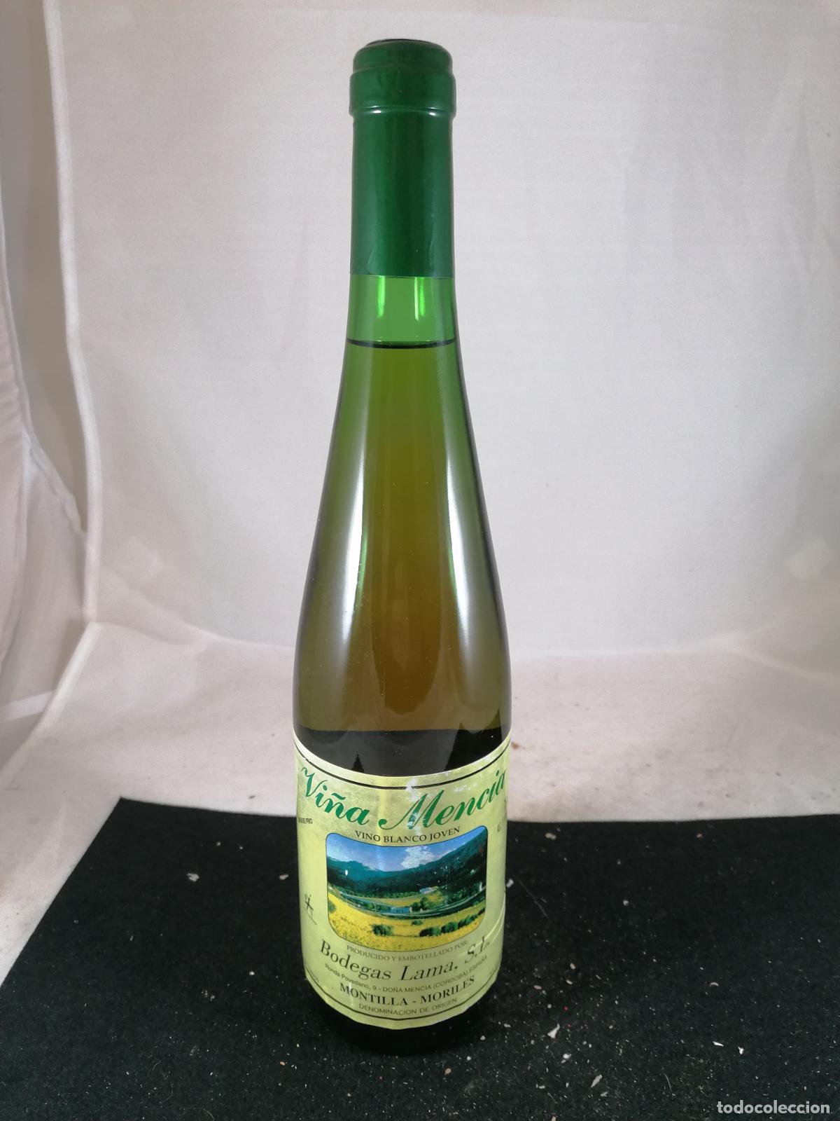 Sammlung von Weinen und Lik&ouml;ren: BOTELLA VINO BLANCO JOVEN VI&Ntilde;A MENCIA MONTILLA MORILES BODEGAS LAMA