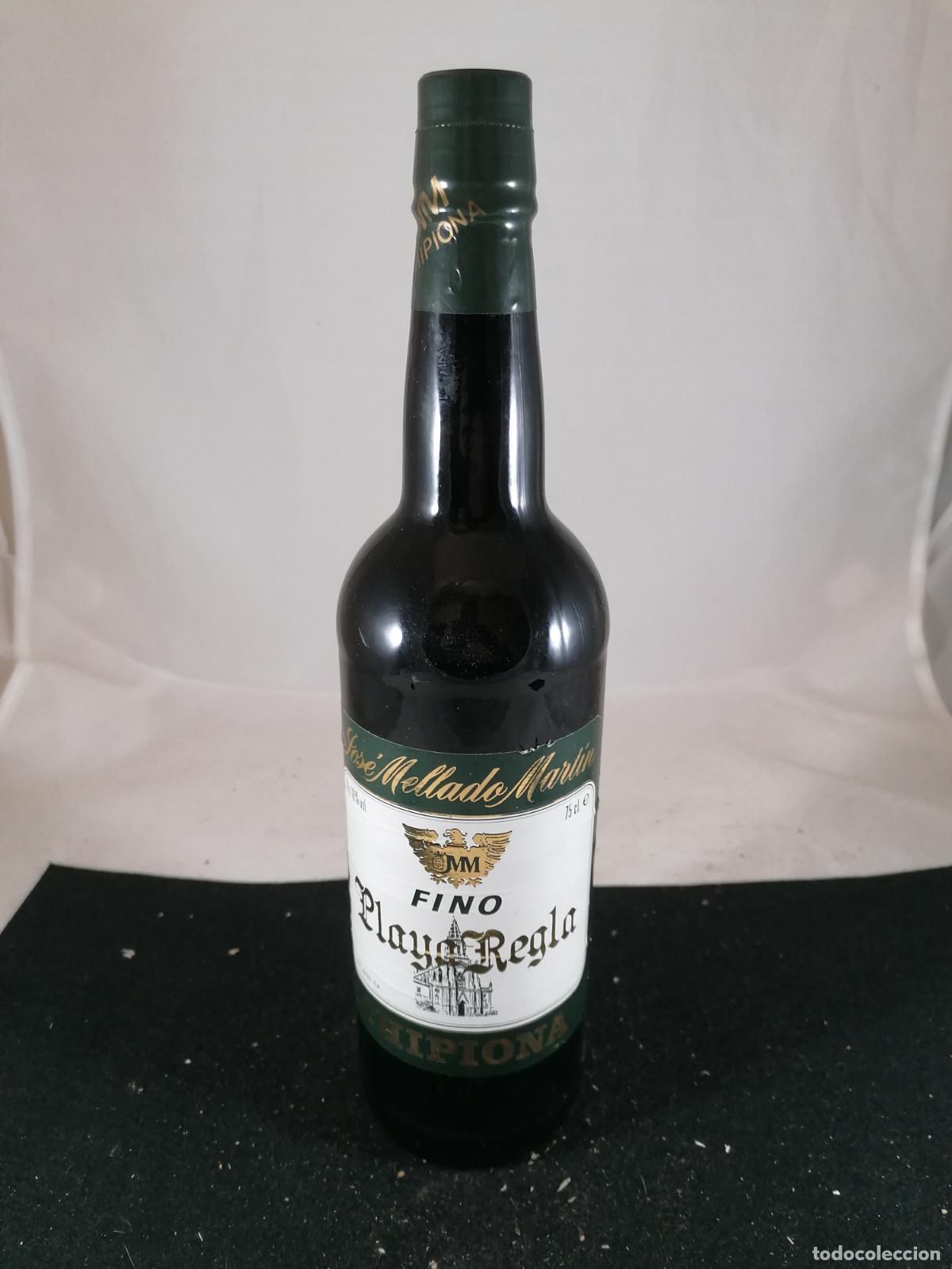Sammlung von Weinen und Lik&ouml;ren: BOTELLA VINO FINO PLAYA REGLA JOSE MELLADO MARTIN CHIPIONA