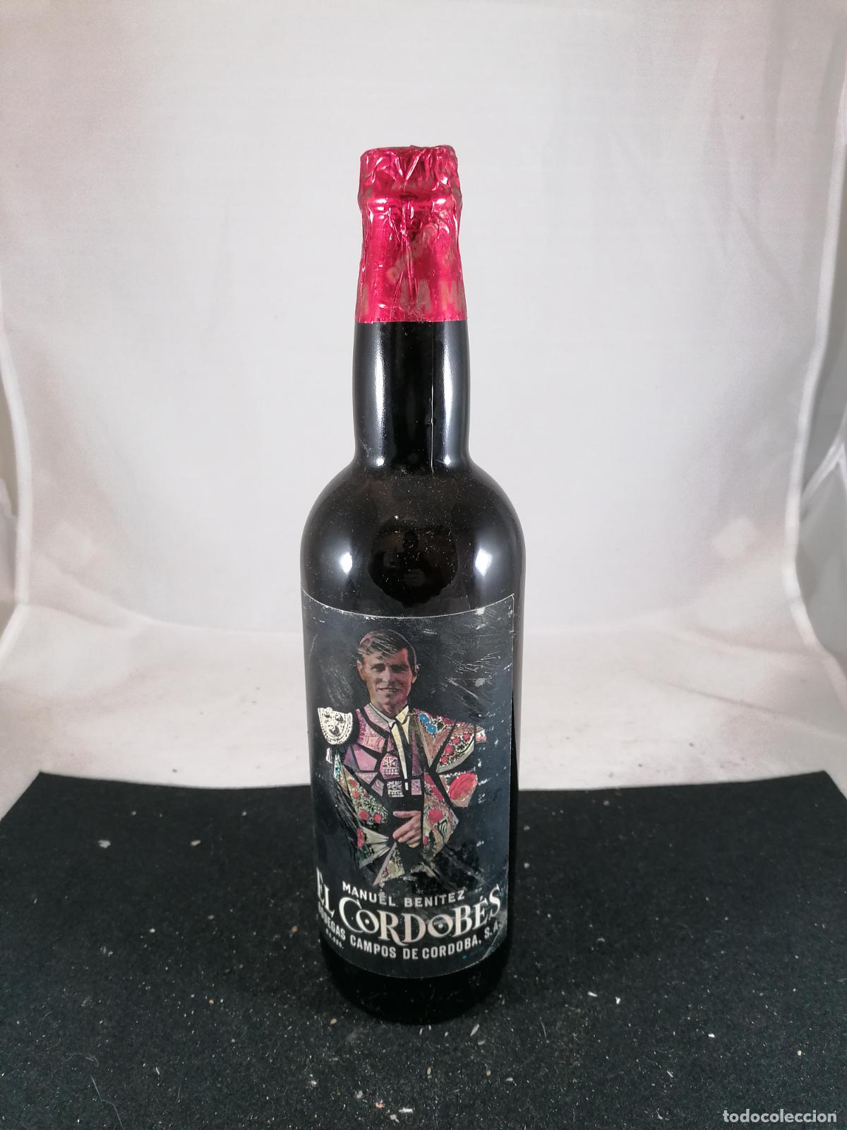 Collection of wines and liquors: BOTELLA VINO MANUEL BENITEZ EL CORDOBES BODEGAS CAMPOS DE CORDOBA