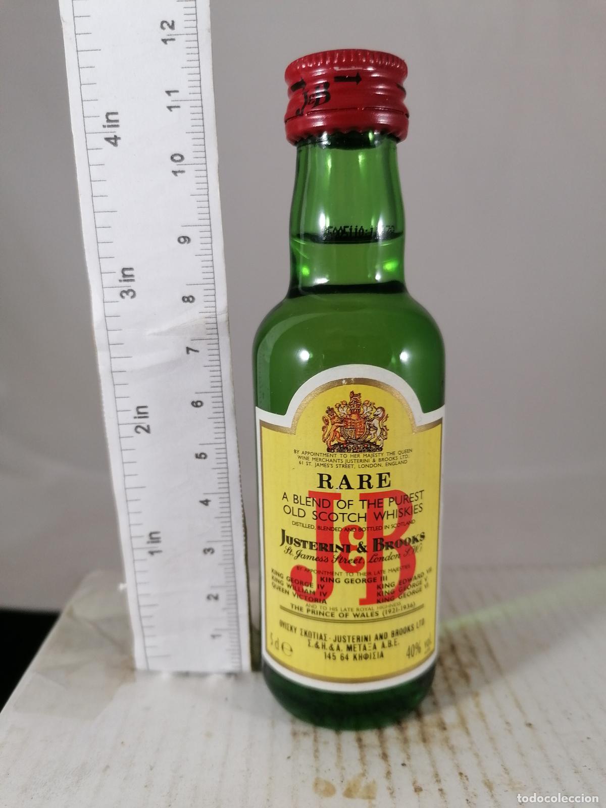 Coleccionismo de vinos y licores: BOTELLITA BOTELLIN SCOTCH WHISKY J&B RARE DISTRIBUIDOR GRECIA