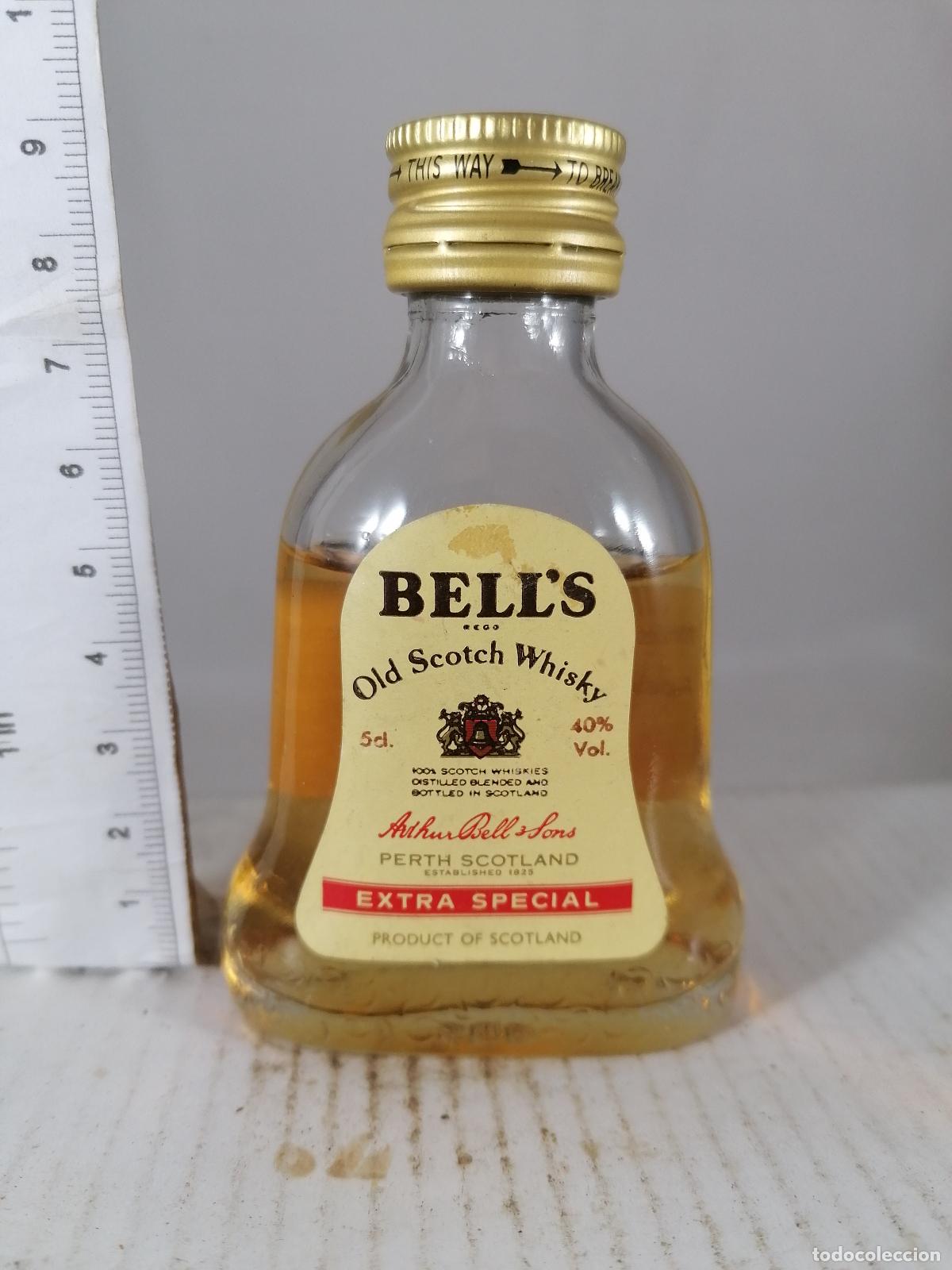 Coleccionismo de vinos y licores: BOTELLITA BOTELLIN WHISKY BELL&acute;S OLD SCOTCH WHISKY EXTRA SPECIAL GRAN CANARIA