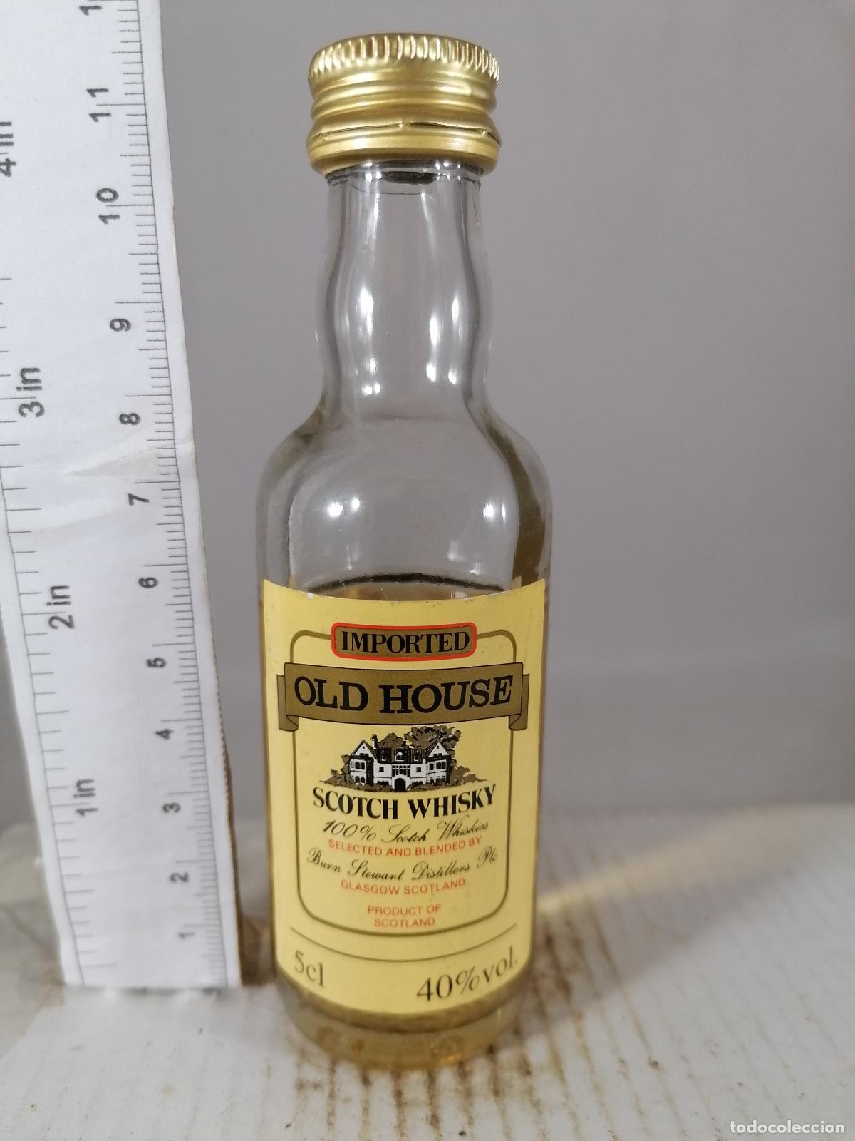 Coleccionismo de vinos y licores: BOTELLITA BOTELLIN WHISKY IMPORTED OLD HOUSE BLENDED BURN STEWART SCOTLAND