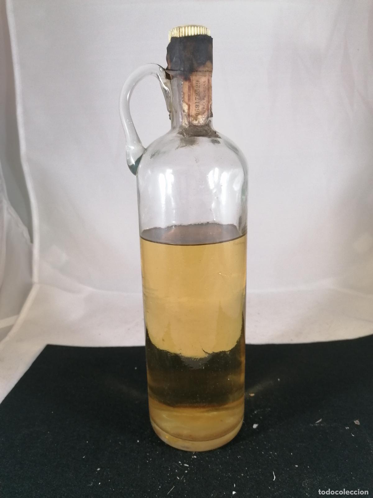 Collection of wines and liquors: BOTELLA GARRAFA LICOR FRANCISCO DIAZ CARI&Ntilde;ENA ZARAGOZA