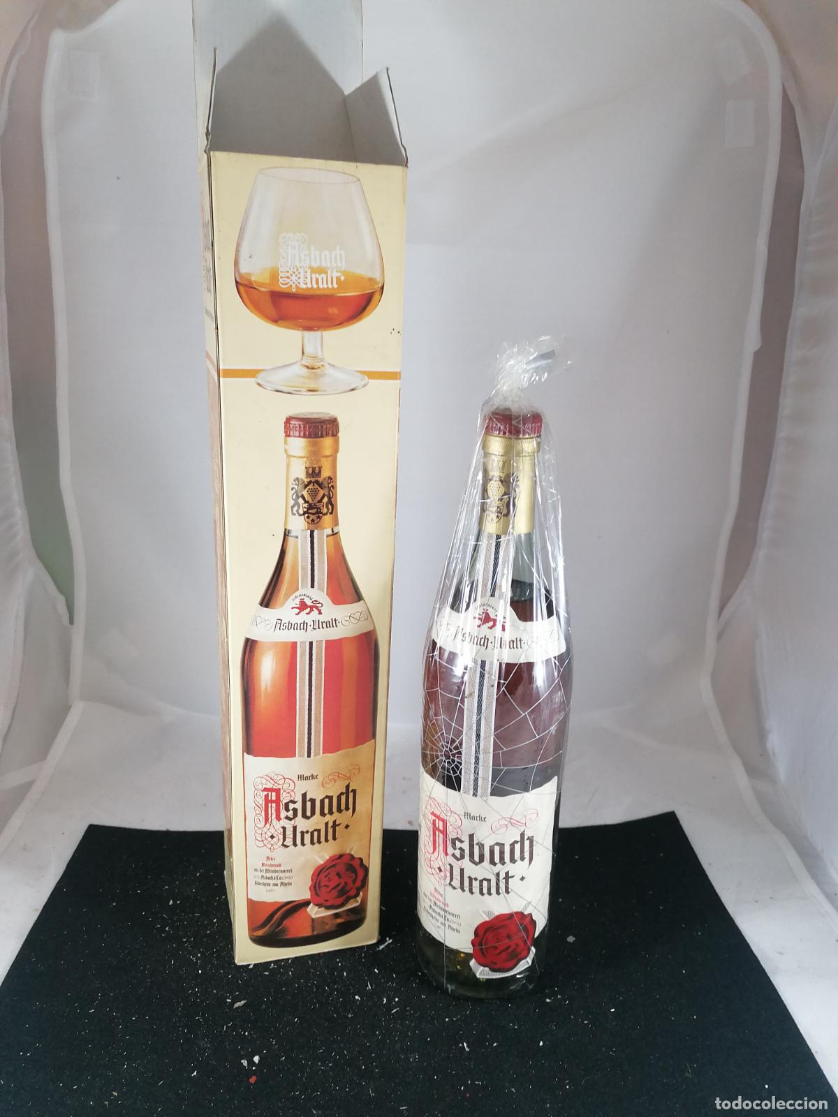 Coleccionismo de vinos y licores: BOTELLA + CAJA BRANDY ASBACH URALT ALEMANIA