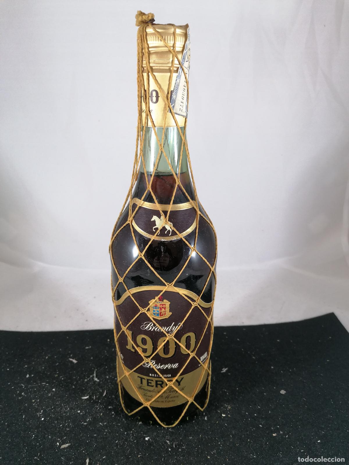 Collection of wines and liquors: BOTELLA BRANDY TERRY 1900 RESERVA CARLOS Y JAVIER DE TERRY PUERTO SANTA MARIA