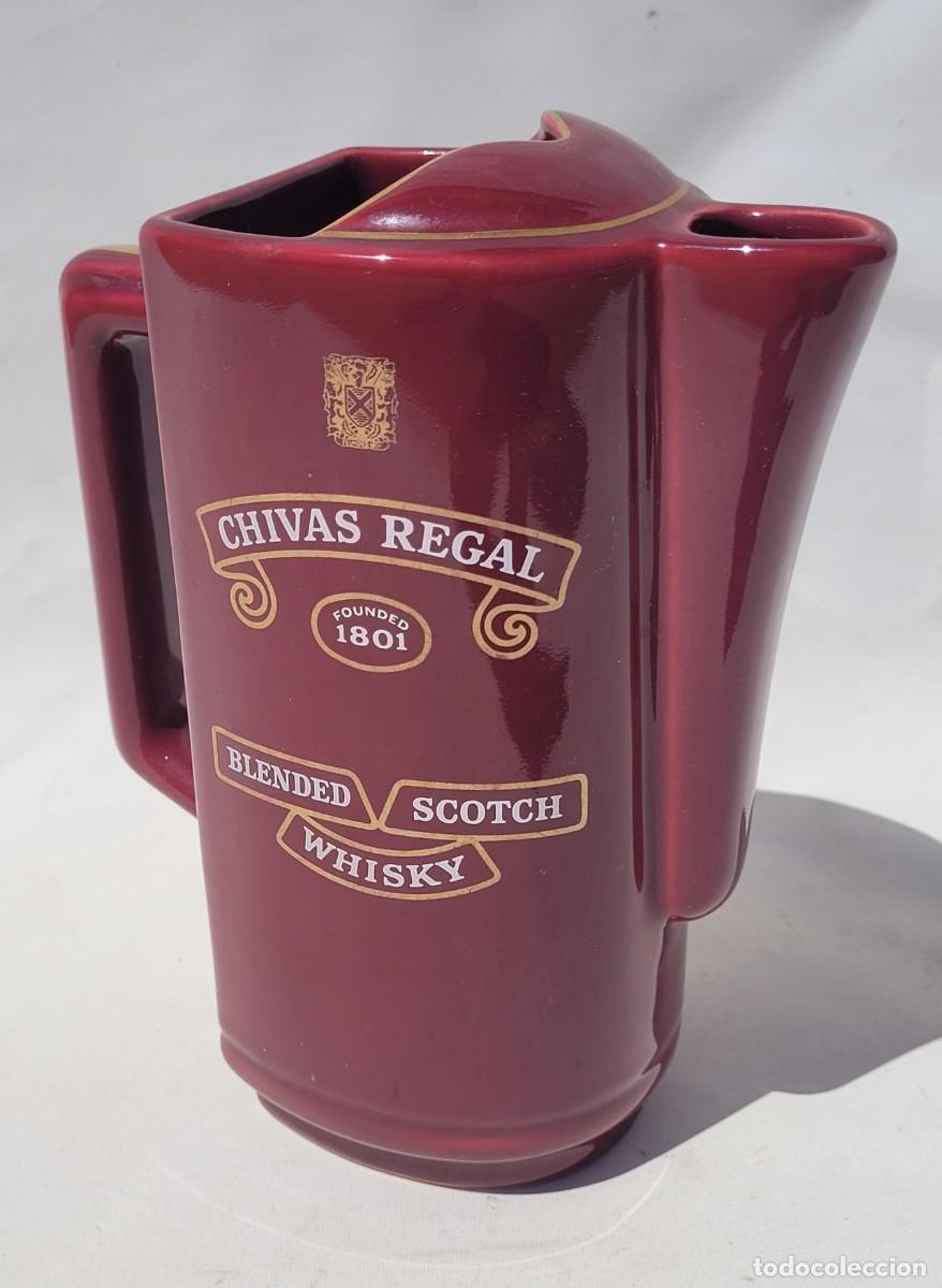 Coleccionismo de vinos y licores: Jarra cer&aacute;mica CHIVAS REGAL, San Claudio fabrica de loza , Asturias