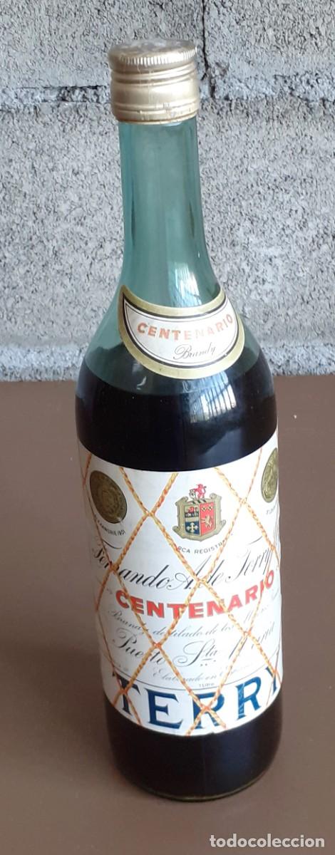 Coleccionismo de vinos y licores: Botella - BRANDY CENTENARIO TERRY - Foto 1