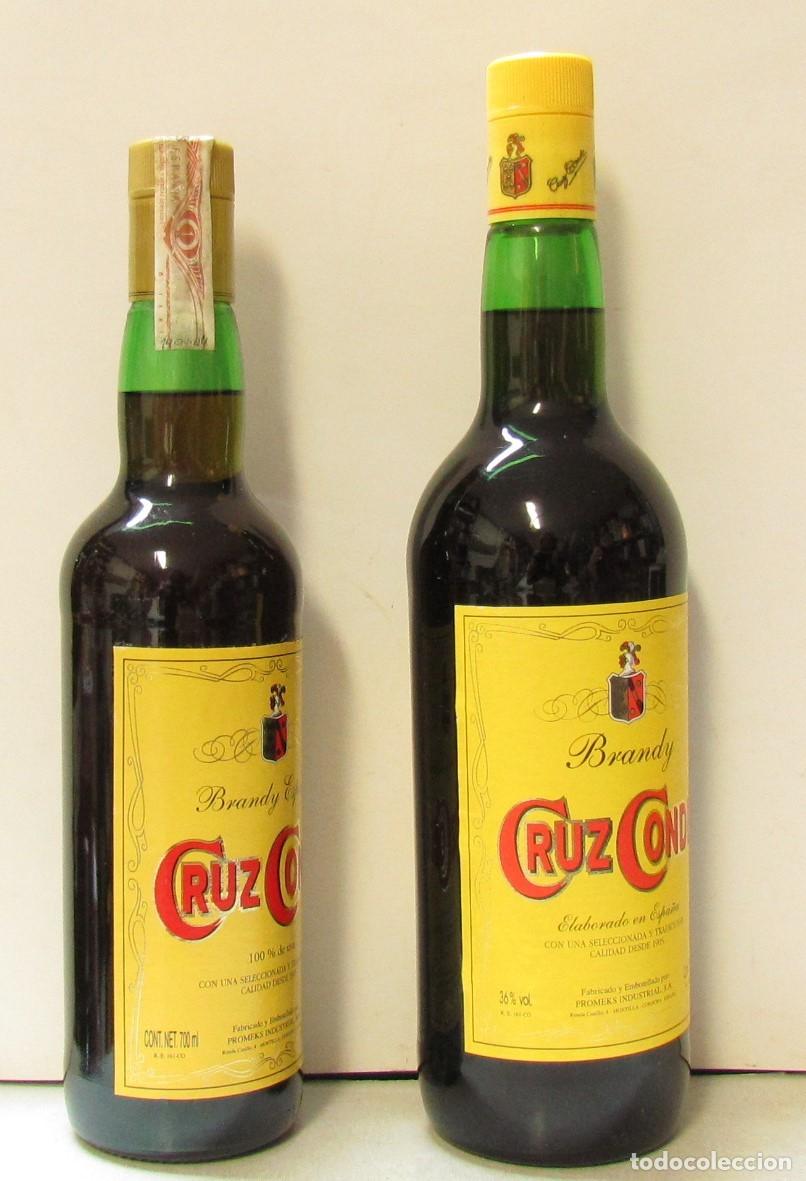 Coleccionismo de vinos y licores: 2 x Botellas Brandy Cruz Conde