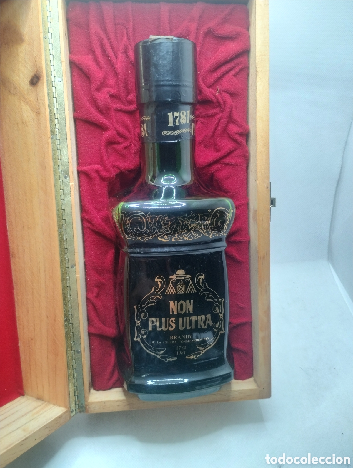 Coleccionismo de vinos y licores: Brandy Non Plus Ultra, Solera conmemoraci&oacute;n 1781-1981, con caja original