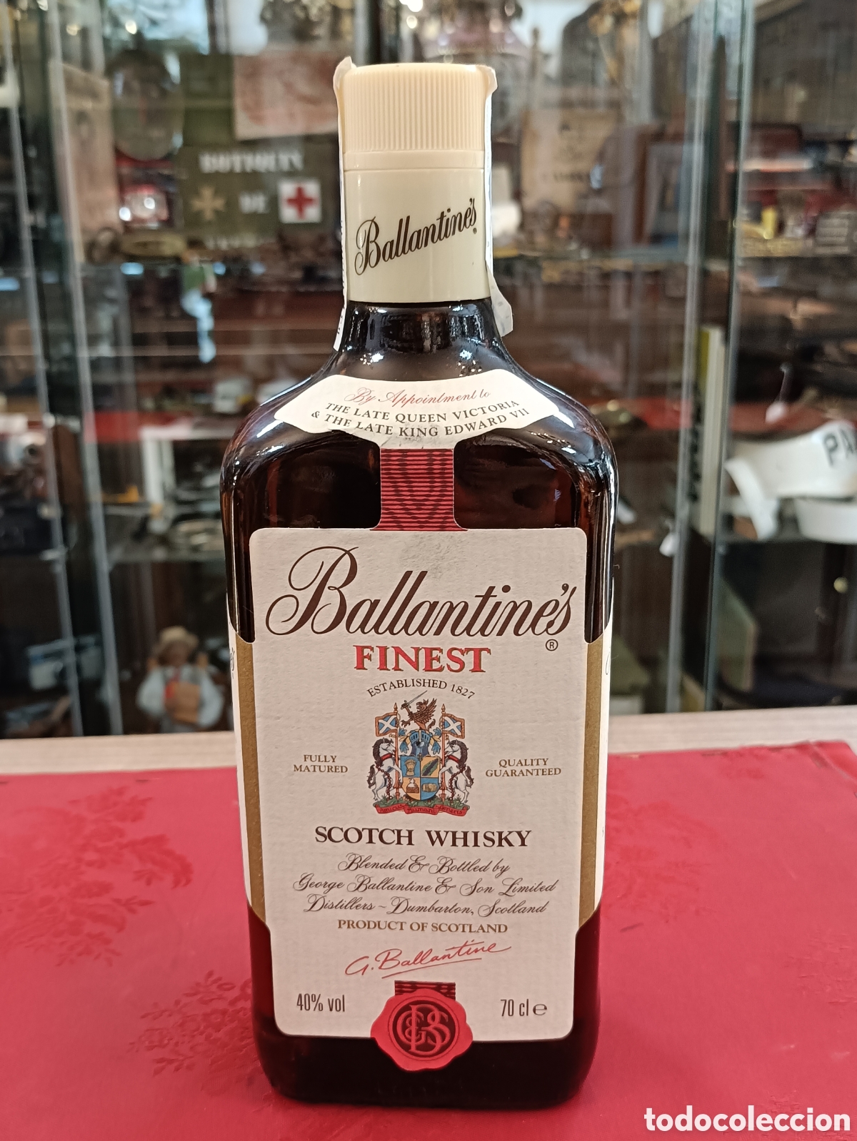 Collection of wines and liquors: BOTELLA PRECINTADA BALLANTINES FINEST SCOTCH WHISKY ESCOC&Eacute;S 70 CL.