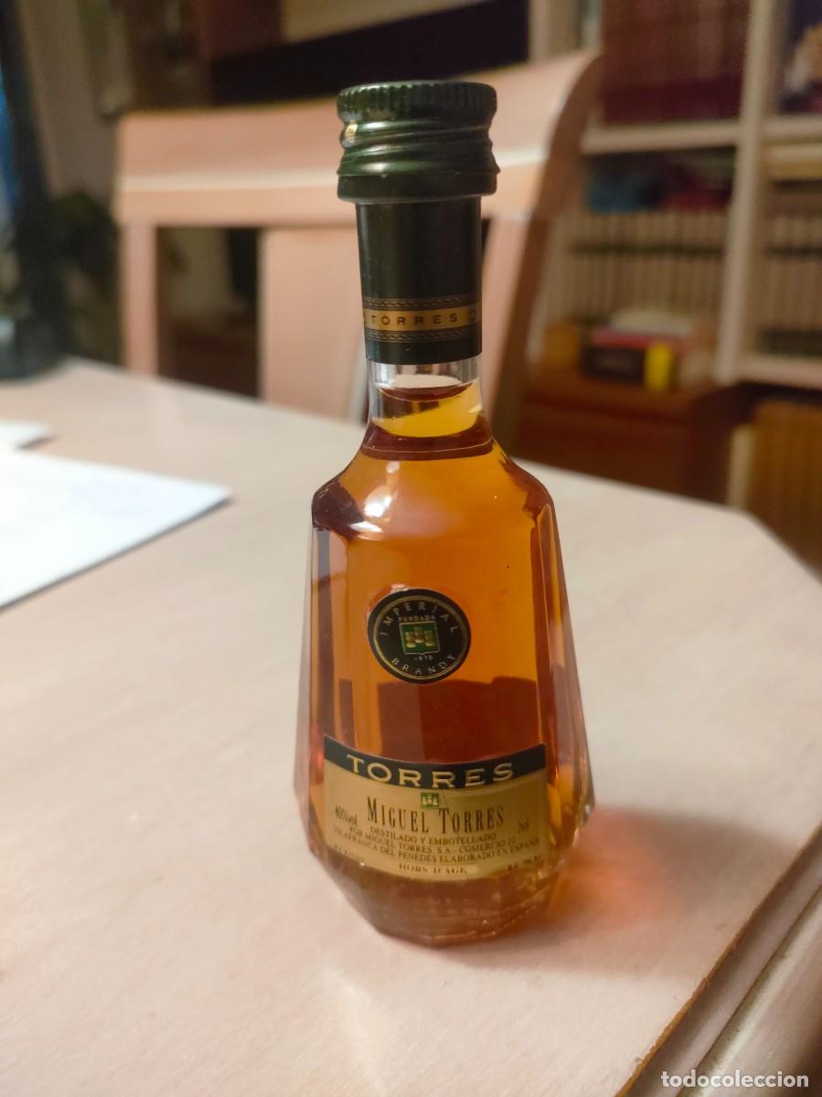 Coleccionismo de vinos y licores: Botell&iacute;n Torres Imperial brandy