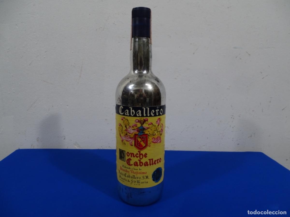 Coleccionismo de vinos y licores: PONCHE CABALLERO SELLO 4 PTAS FRANCO. LUIS CABALLERO.
