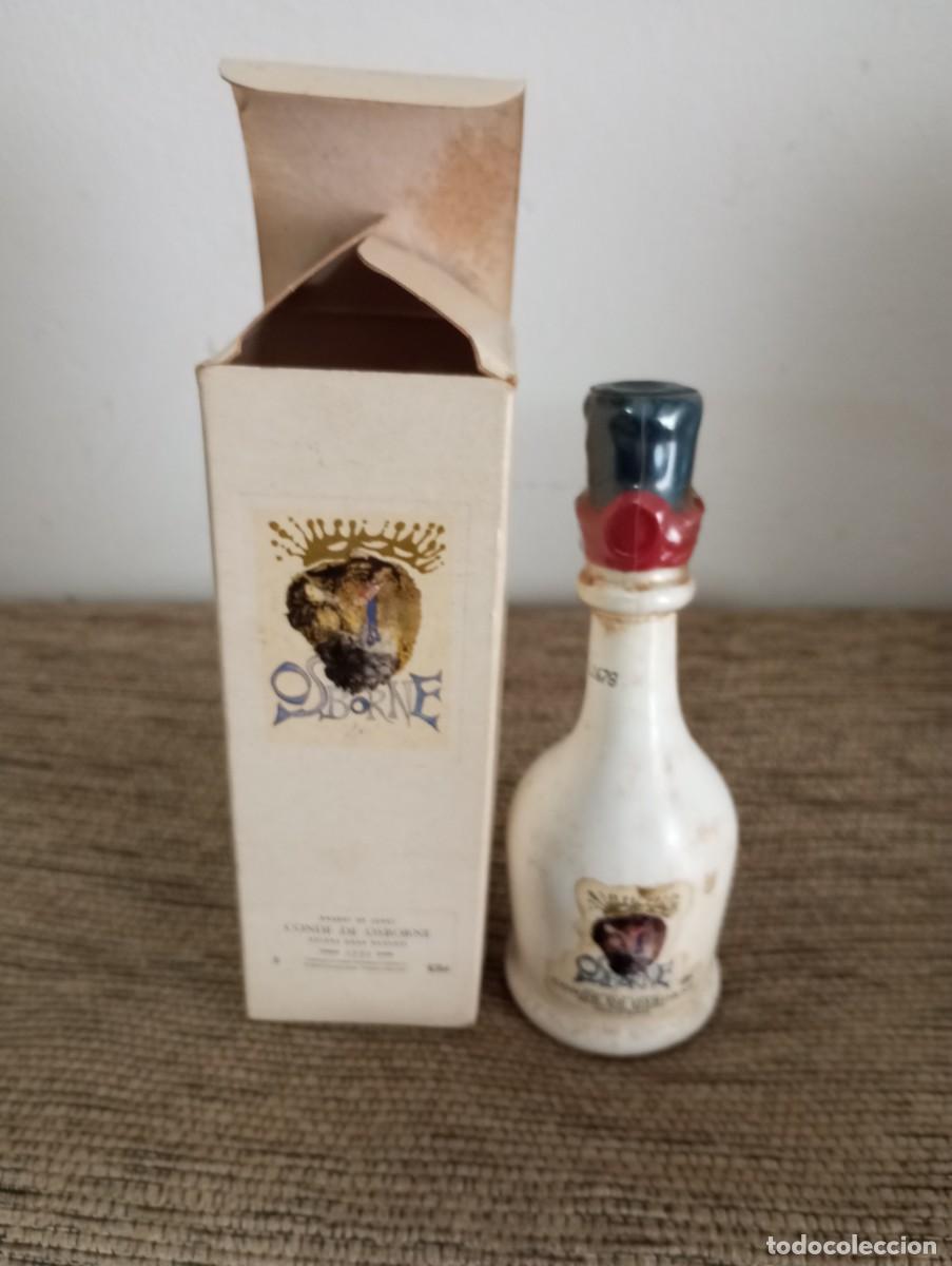 Coleccionismo de vinos y licores: Botella dise&ntilde;o de Dal&iacute; En caja original sin abrir brandy conde de osborne