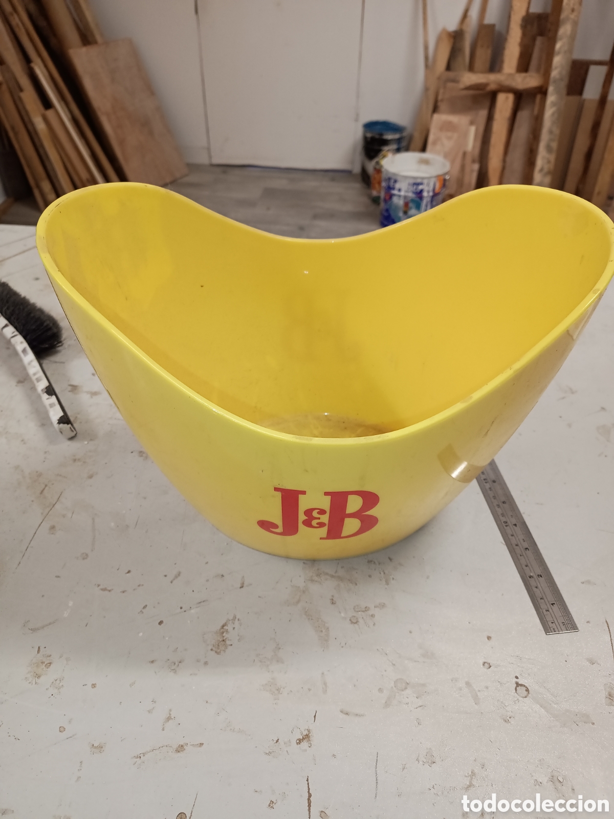 Coleccionismo de vinos y licores: Hielera whisky JB amarillo