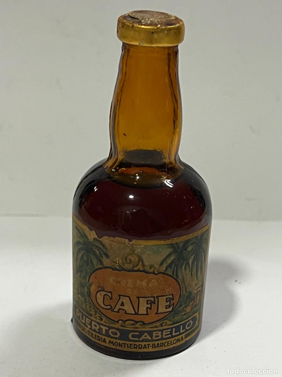 Collection of wines and liquors: BOTELL&Iacute;N. CREMA DE CAF&Eacute;. PUERTO CABELLO. DESTILER&Iacute;A MONTSERRAT-BARCELONA.