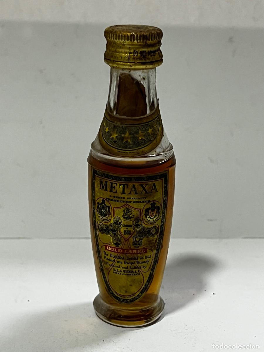 Collection of wines and liquors: BOTELL&Iacute;N. METAXA. GOLD LABEL. 1888. PRODUCT OF GREECE.