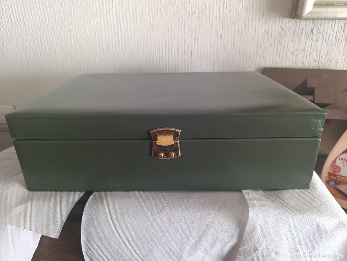 Coleccionismo de vinos y licores: Caja con Whisky Buchanan's y Brandy Lepanto