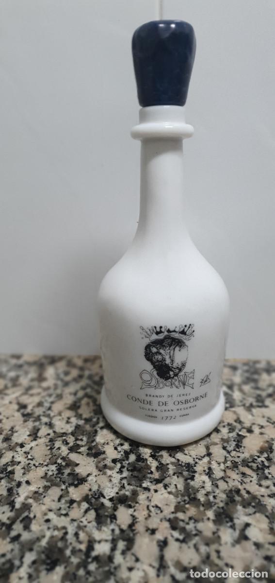 Coleccionismo de vinos y licores: BOTELLA CERAMICA CONDE DE OSBORNE DISE&Ntilde;ADA POR DALI VACIA.