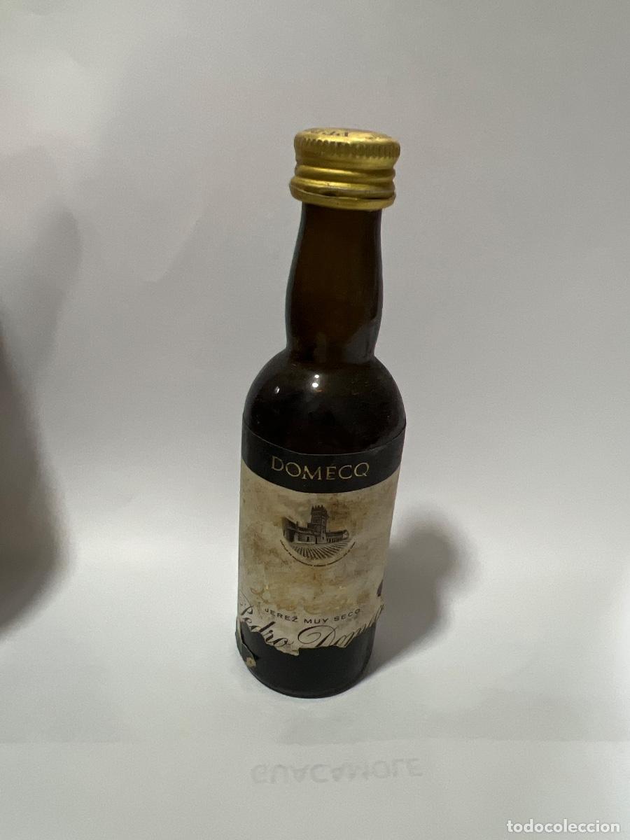 Coleccionismo de vinos y licores: BOTELLIN DE VINO FINO &rdquo;LA INA&rdquo;. BODEGAS PEDRO DOMECQ. JEREZ DE LA FRONTERA, CADIZ.