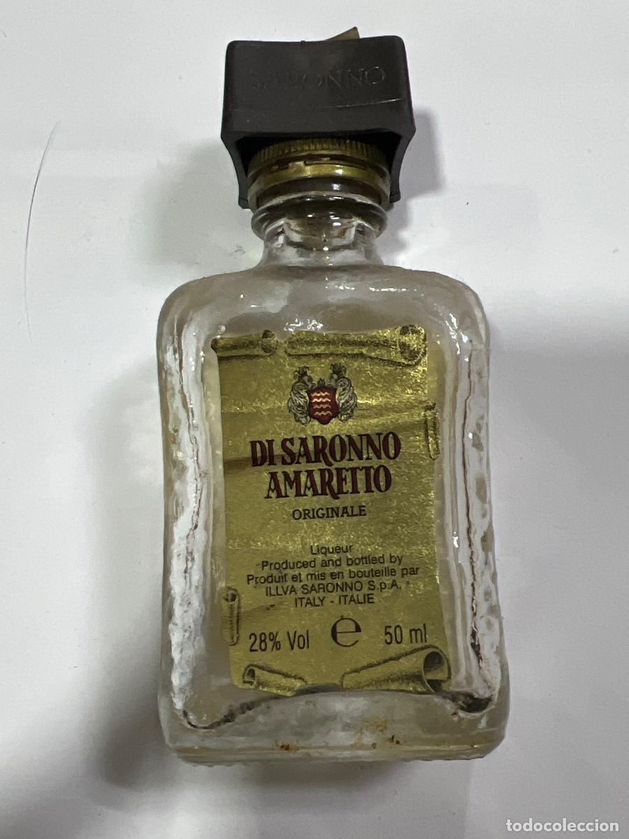 Coleccionismo de vinos y licores: BOTELLIN DE LICOR DE ALMENDRAS DI SARONNO AMARETTO. DESTILERIAS ILLVA SARONNO. ITALIA.