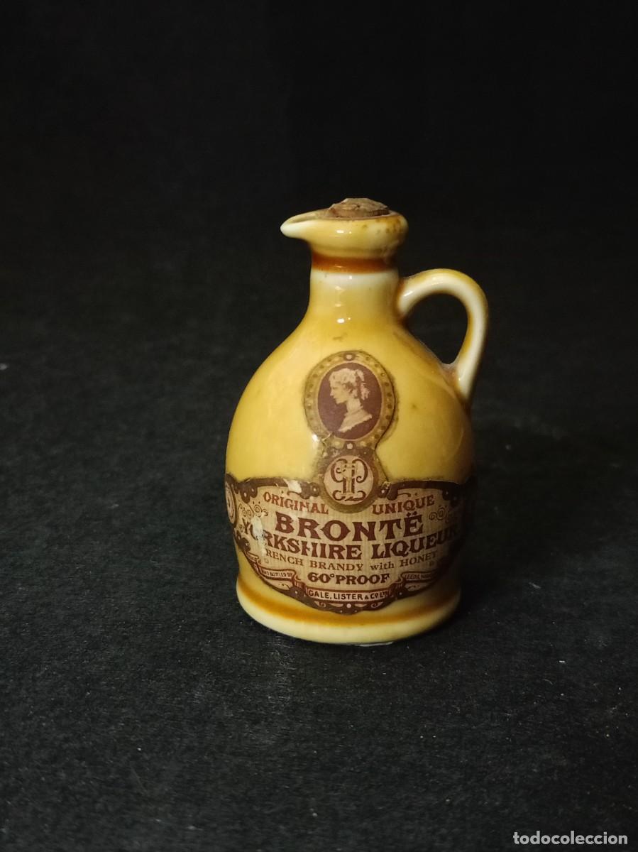 Colecionismo de vinhos e licores: botella vintage ceramica