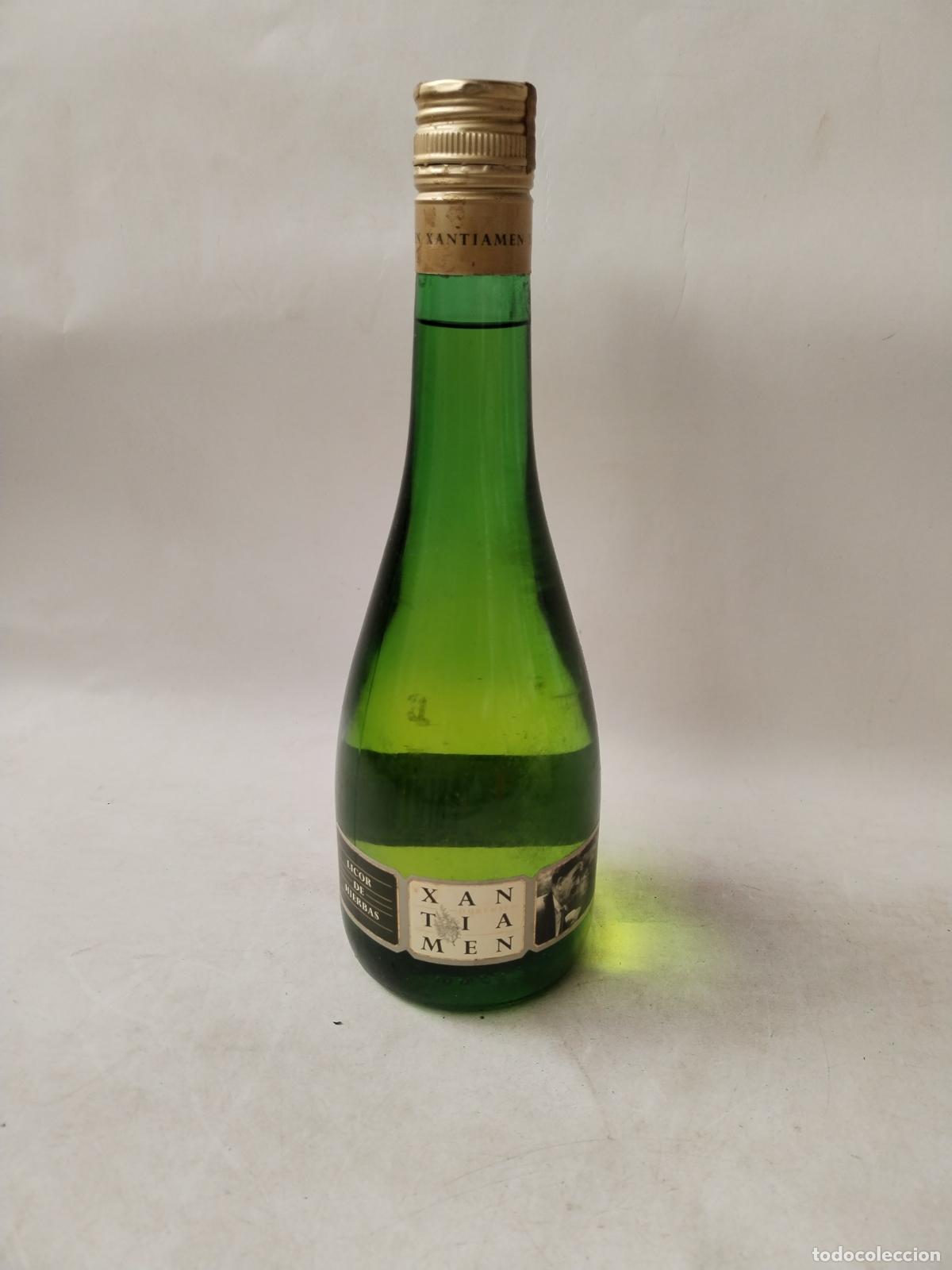 Collection of wines and liquors: LICOR DE HIERBAS XANTIAMEN