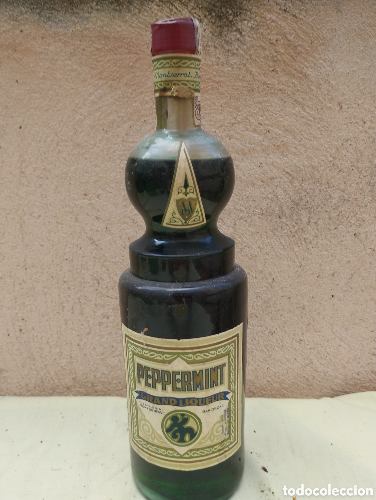 Sammlung von Weinen und Lik&ouml;ren: Peppermint muy antigua botella de 1 litro destilerias Montserrat Barcelona