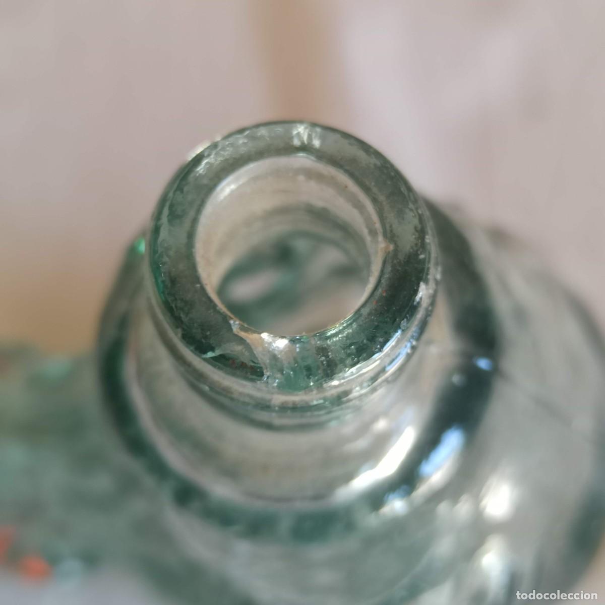 Coleccionismo de vinos y licores: Botella con forma de gallo - Foto 5