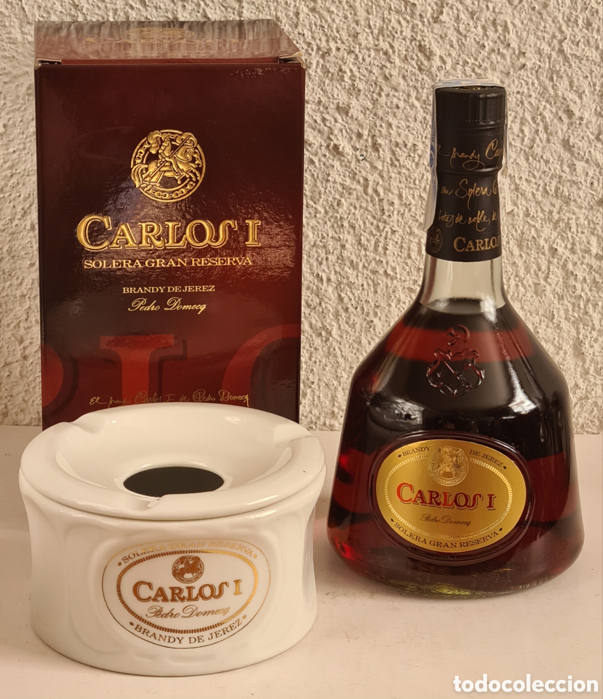 Coleccionismo de vinos y licores: Brandy de Jerez Carlos I Pedro Domecq Solera Gran Reserva Botella + Cenicero Porcelana