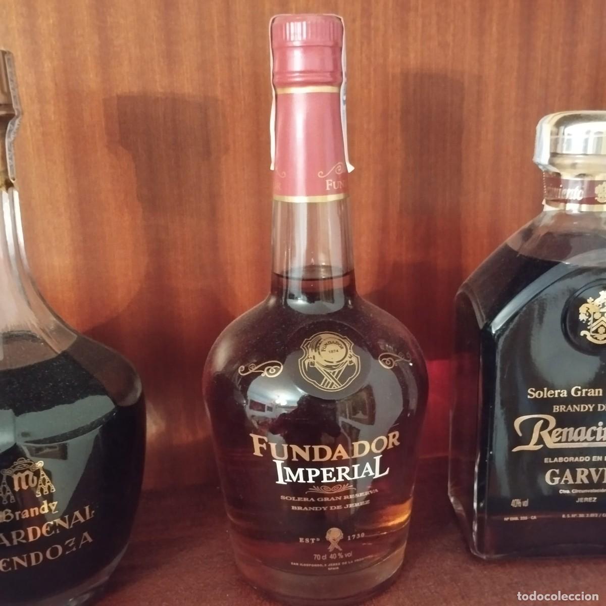 Coleccionismo de vinos y licores: Brandy de Jerez Fundador Imperial Pedro Domecq Solera Gran Reserva (lleno y precintado)