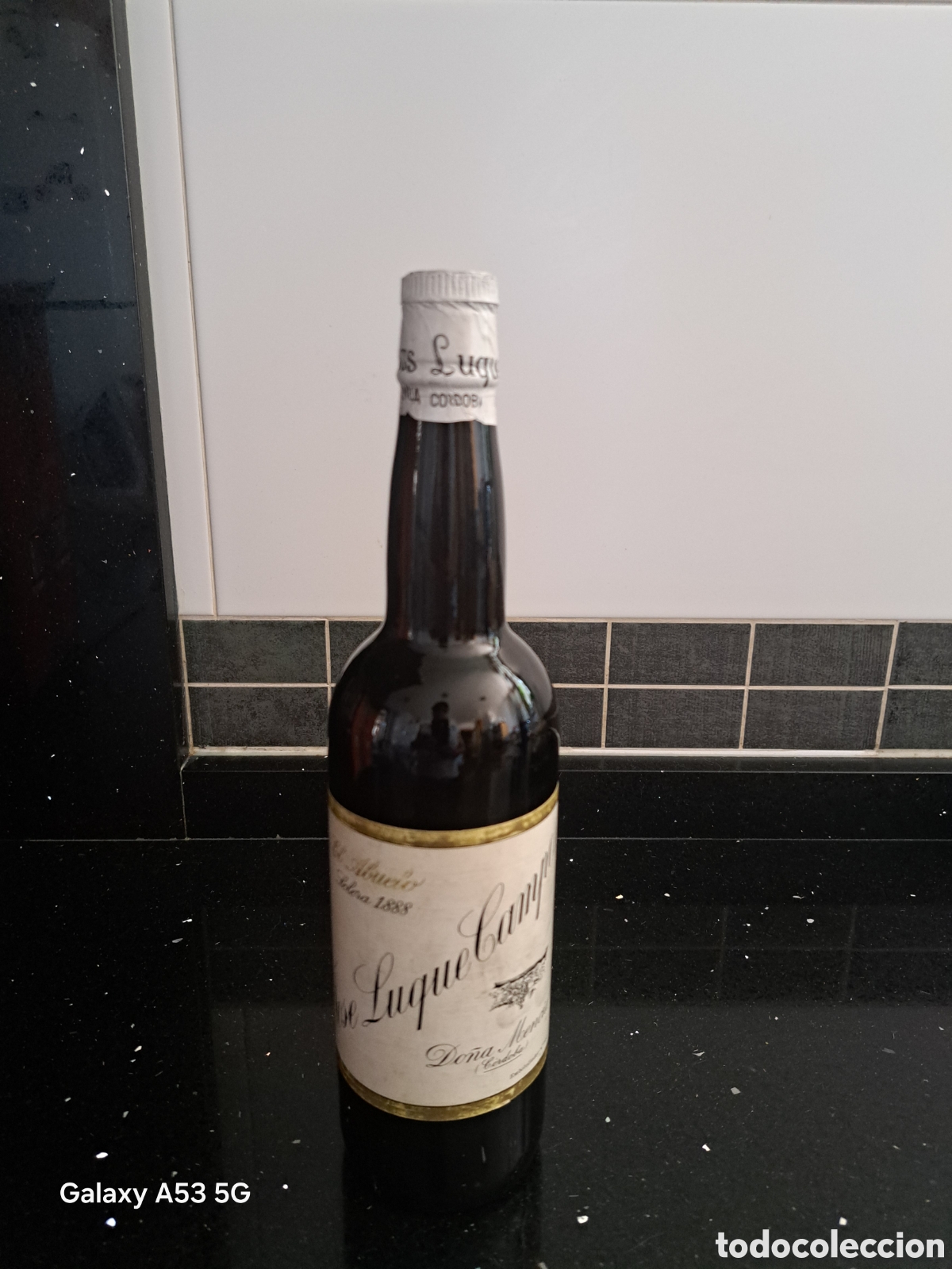 Collection of wines and liquors: ANTIGUA BOTELLA DE VINO JOSE LUQUE CAMPOS CORDOBA