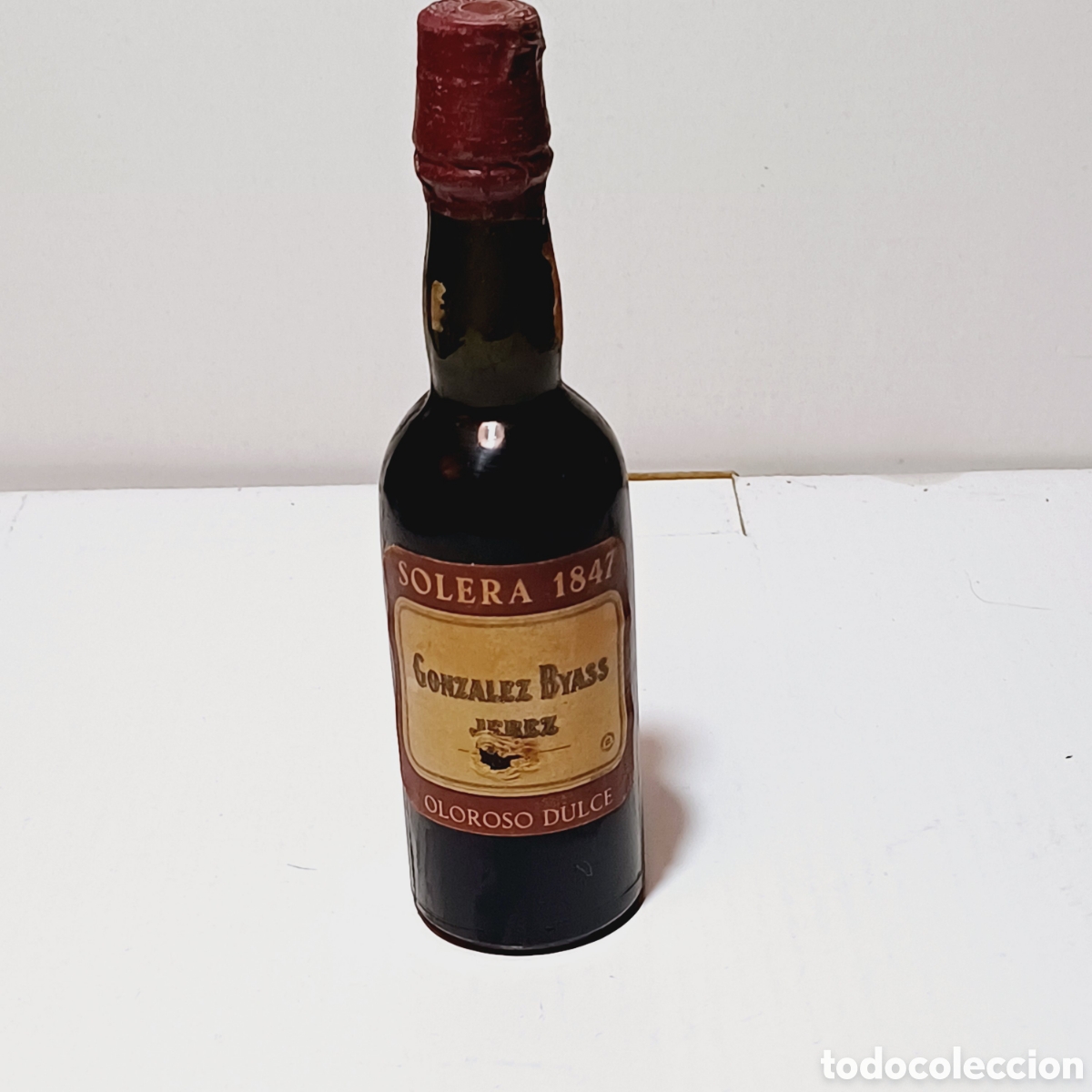 Collection of wines and liquors: Botella Miniatura Antiguo botell&iacute;n solera 1847 Oloroso Gonz&aacute;lez Byass. Jerez. 13 cm