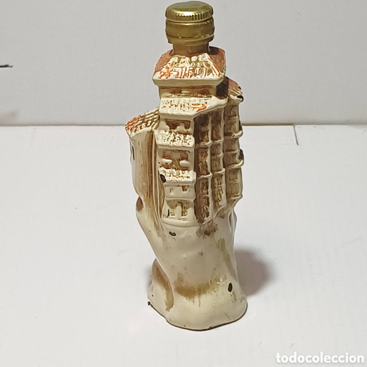 Coleccionismo de vinos y licores: Botella mini Miniatura botellin Resoli licor casas colgantes Cuenca cer&aacute;mica 13 cm