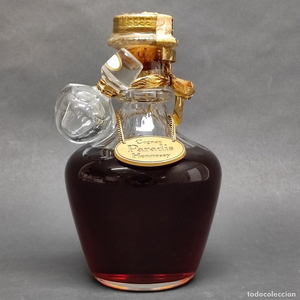 Sammlung von Weinen und Lik&ouml;ren: Bottiglia Cognac Paradis Hennessy vintage anni 80/90 molto rara