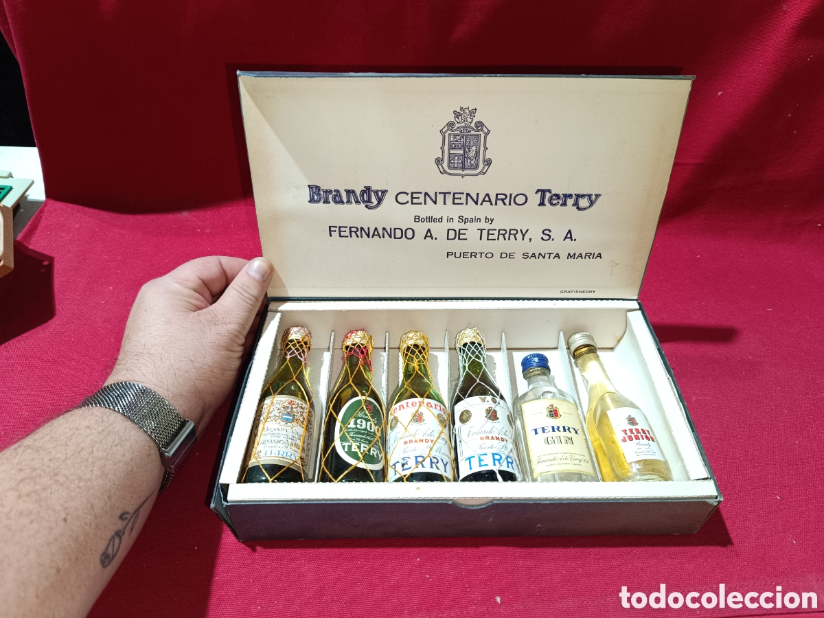 Coleccionismo de vinos y licores: Estuche completo botellas Miniatura Brandy Centenario Terry leer descripci&oacute;n