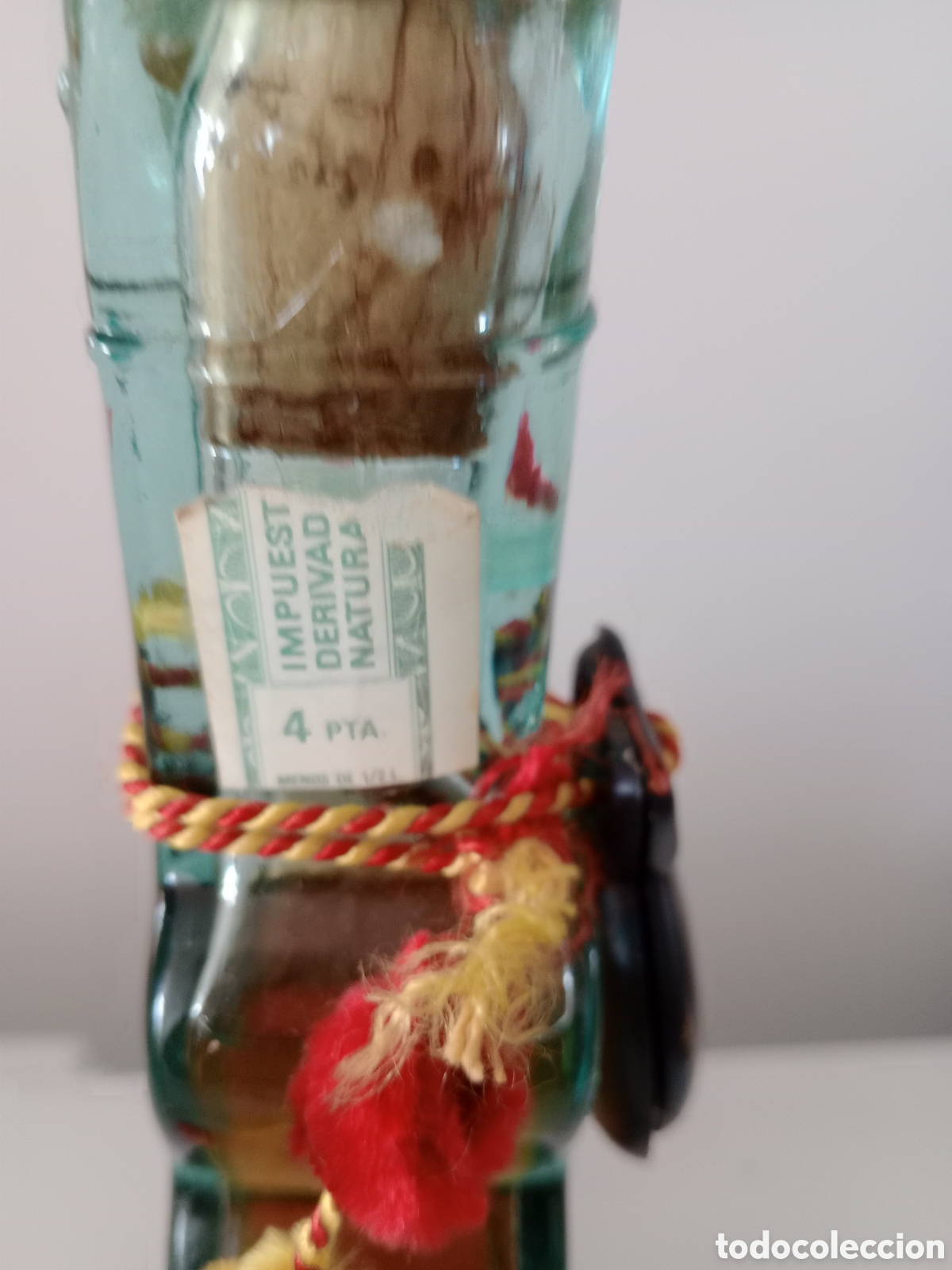 Coleccionismo de vinos y licores: Botella de brandy con forma de guitarra - Foto 3