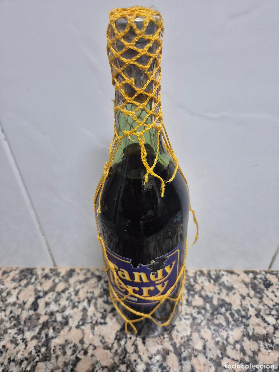 Coleccionismo de vinos y licores: ANTIGUA BOTELLA BRANDY CENTENARIO TERRY. - Foto 5