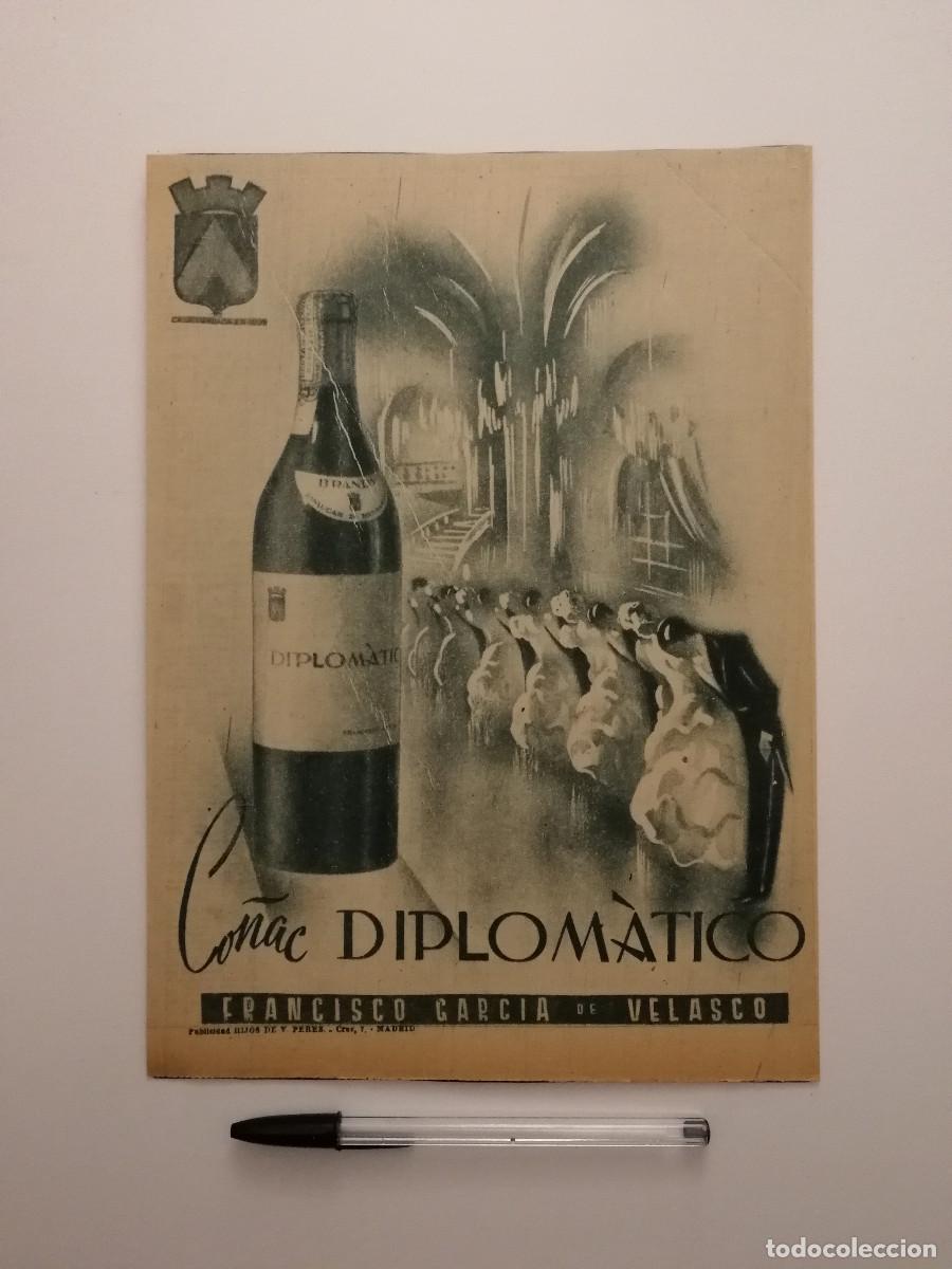Collection of wines and liquors: ANTIGUO ANUNCIO ENCARTONADO -A4- CO&Ntilde;AC DIPLOMATICO - PUBLICIDAD