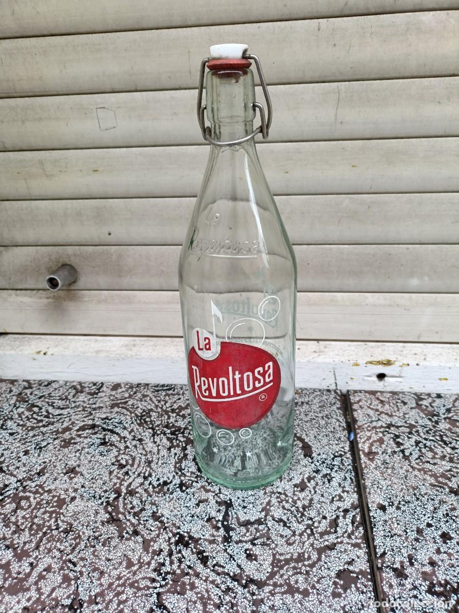 Collection of wines and liquors: BOTELLA GASEOSA LA REVOLTOSA