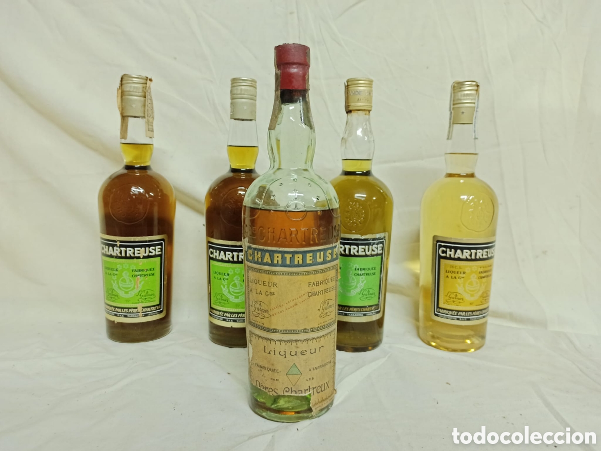 Coleccionismo de vinos y licores: Botellas chartreuse Tarragona - Foto 4