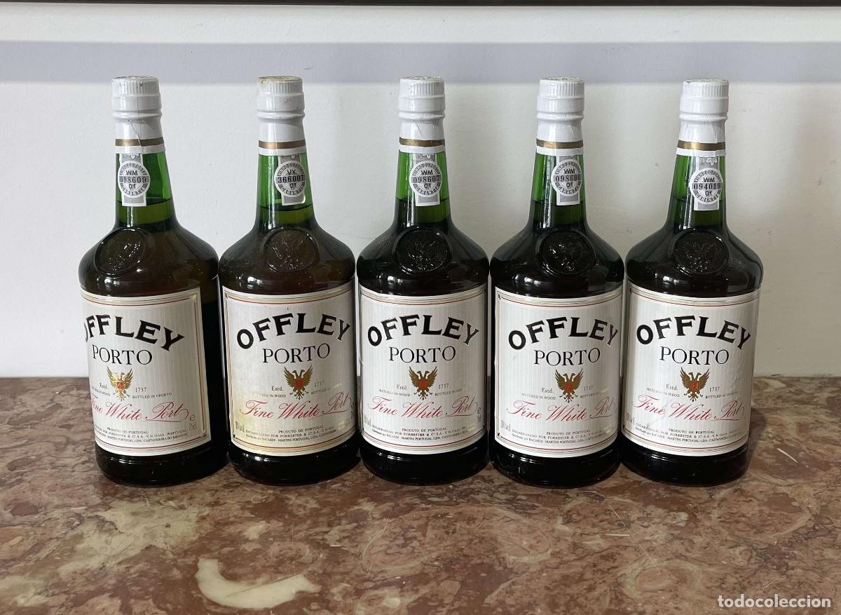 Coleccionismo de vinos y licores: LOTE DE CINCO BOTELLAS - Foto 1