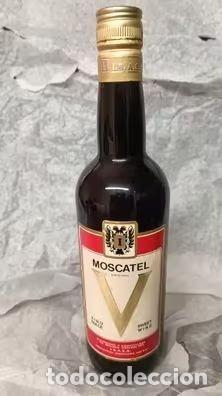Coleccionismo de vinos y licores: Botella Moscatel V (IBASA) - Foto 2