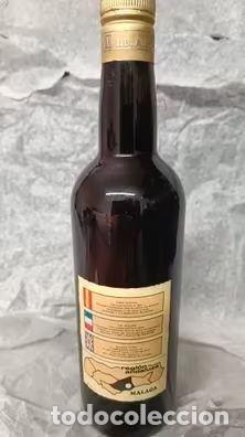 Coleccionismo de vinos y licores: Botella Moscatel V (IBASA) - Foto 3