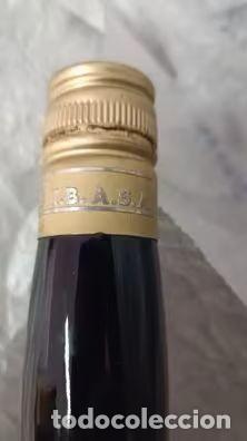 Coleccionismo de vinos y licores: Botella Moscatel V (IBASA) - Foto 6