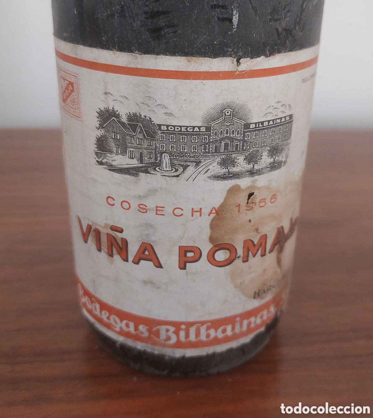 Collection of wines and liquors: Botella Rioja Pomal 1966.