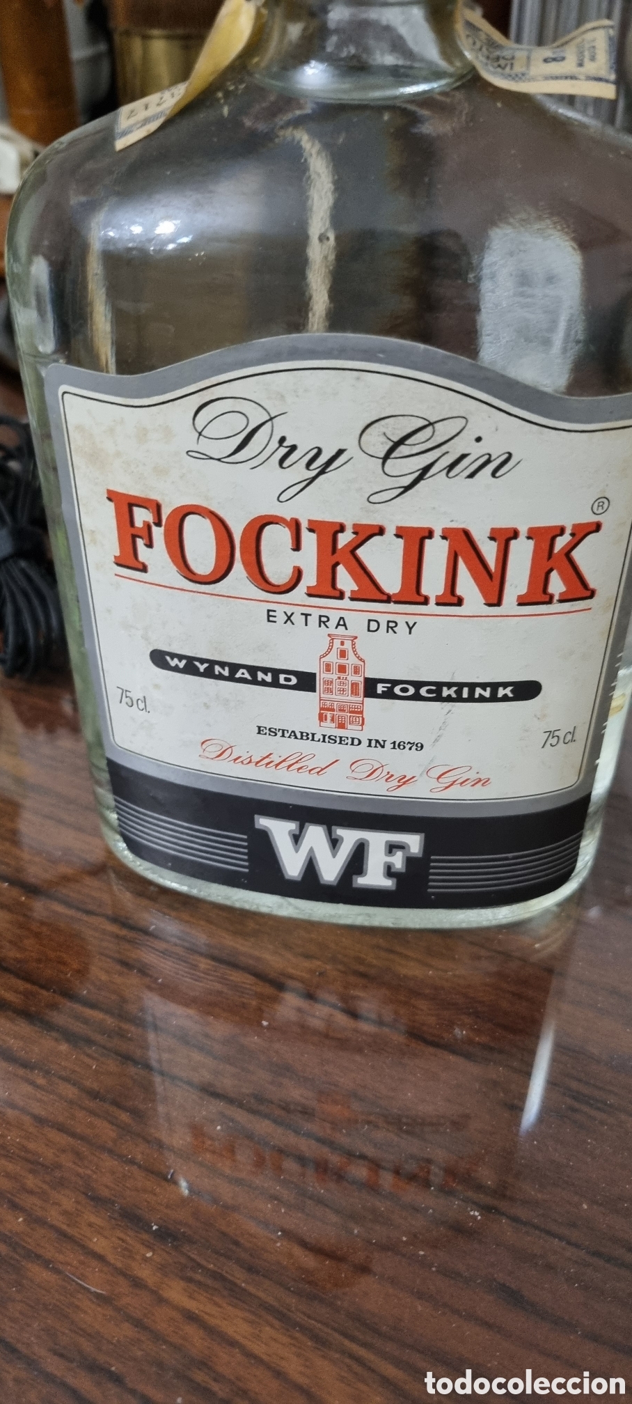 Collection of wines and liquors: Ginebra Fockink a&ntilde;os 70